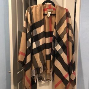Burberry wrap -barely used